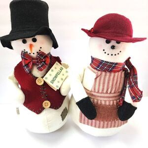 Snowfellas Bill and Molly Snowmen Plush Christmas Decor